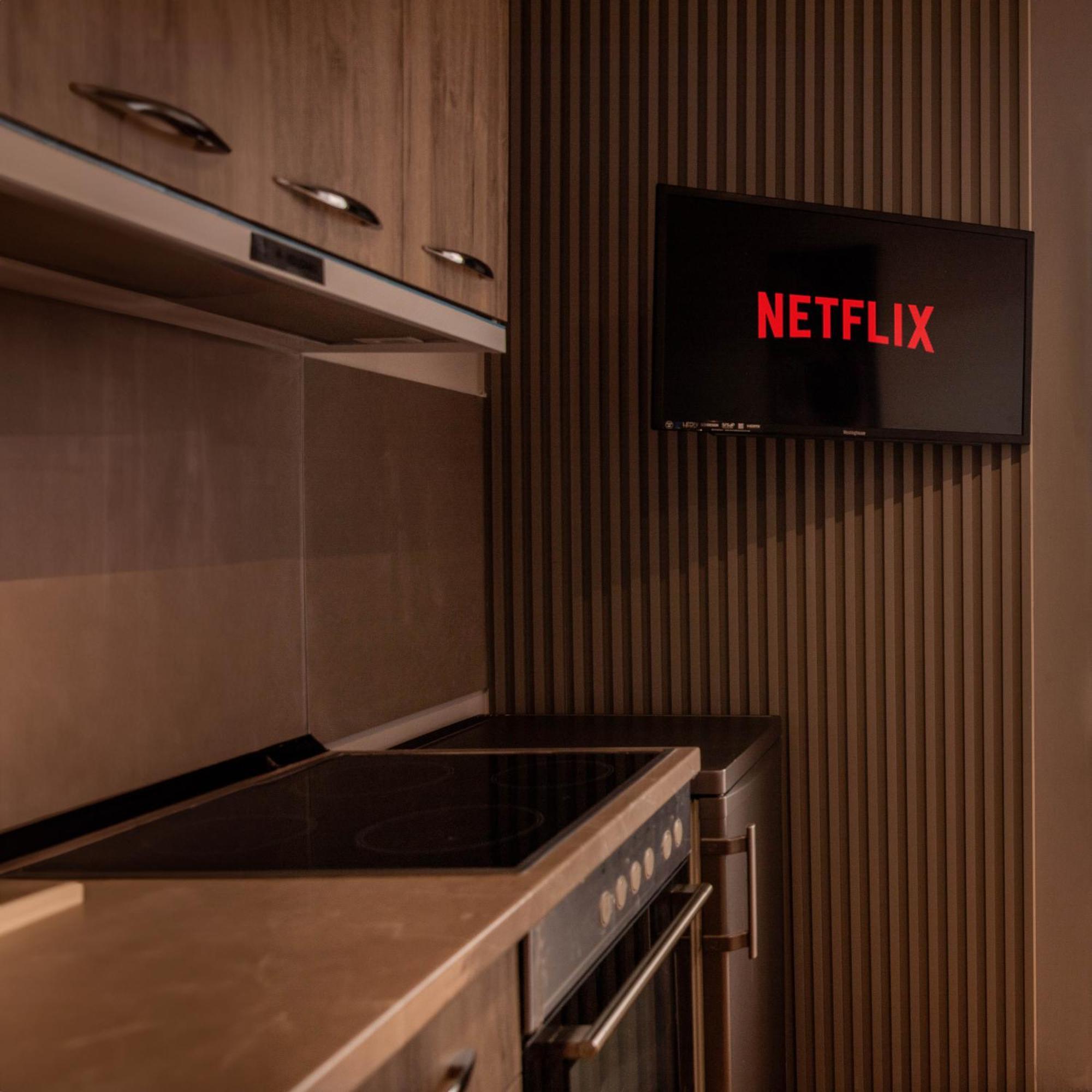 Suprem Apartment ティラナ エクステリア 写真