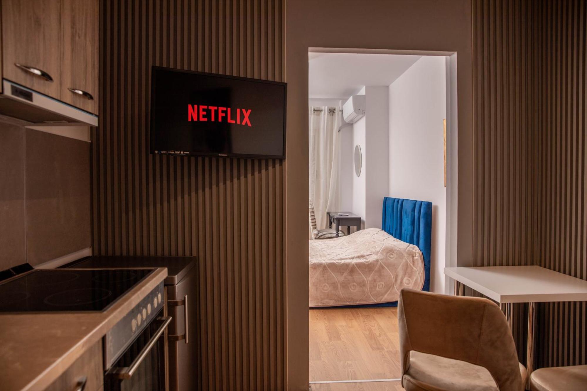 Suprem Apartment ティラナ エクステリア 写真